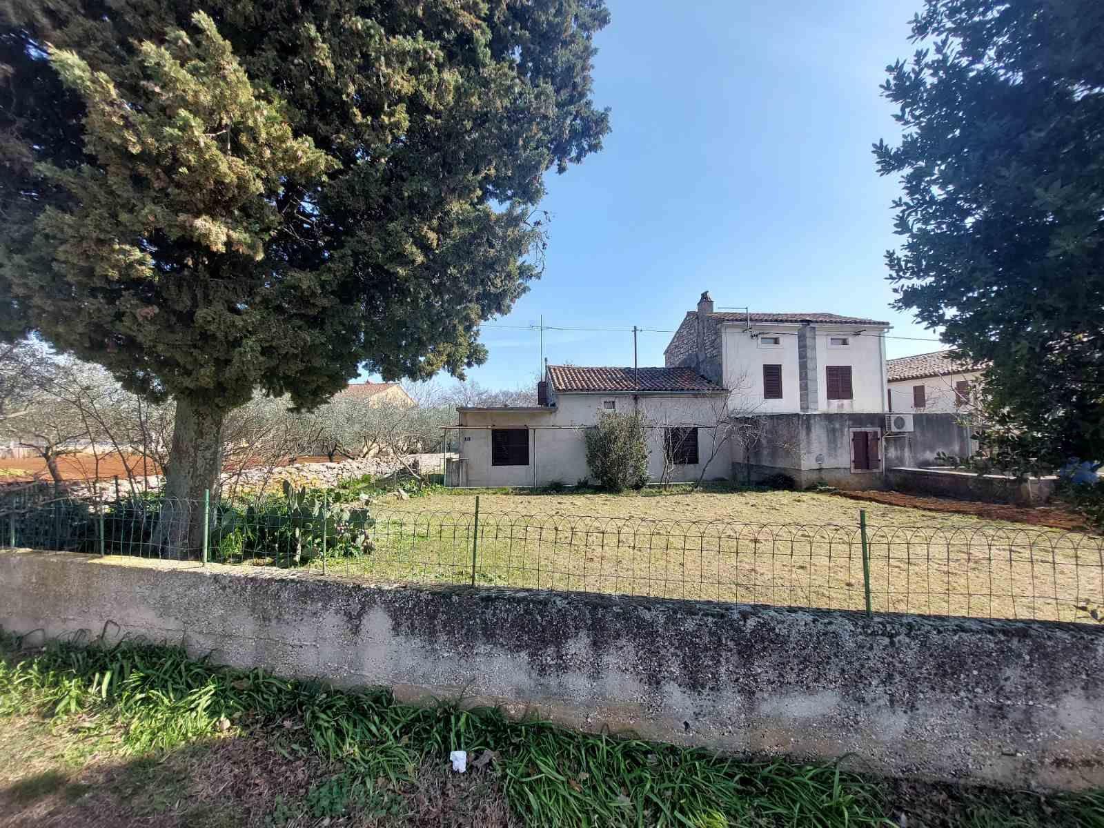 kuća na predivnoj mirnoj lokaciji - slika 2