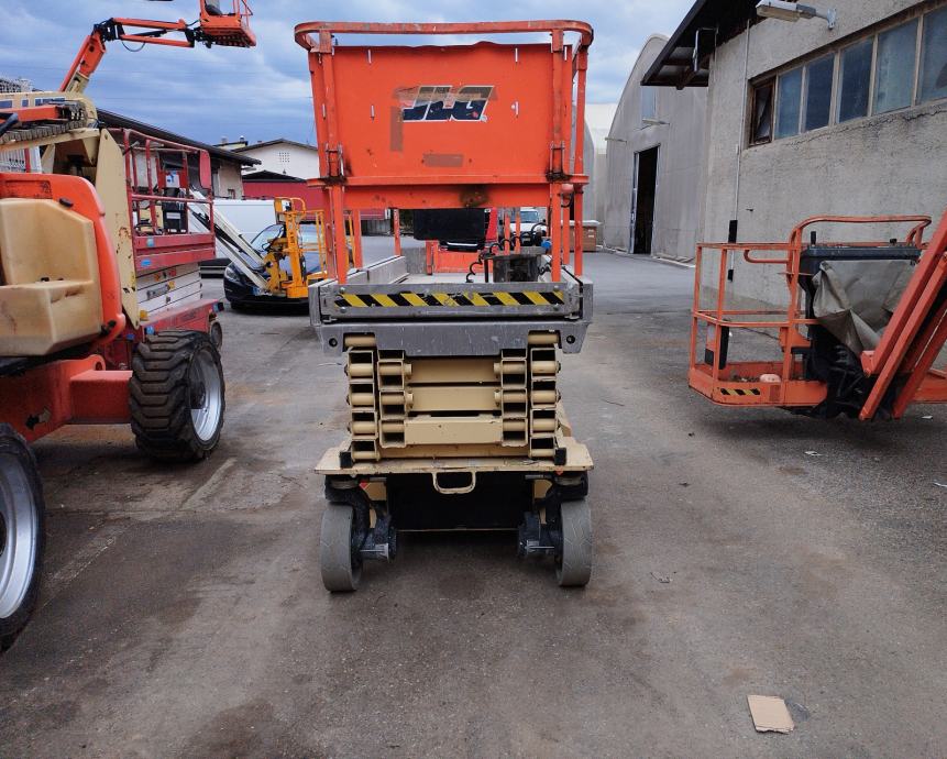 jlg 2646es - 10metara - slika 2