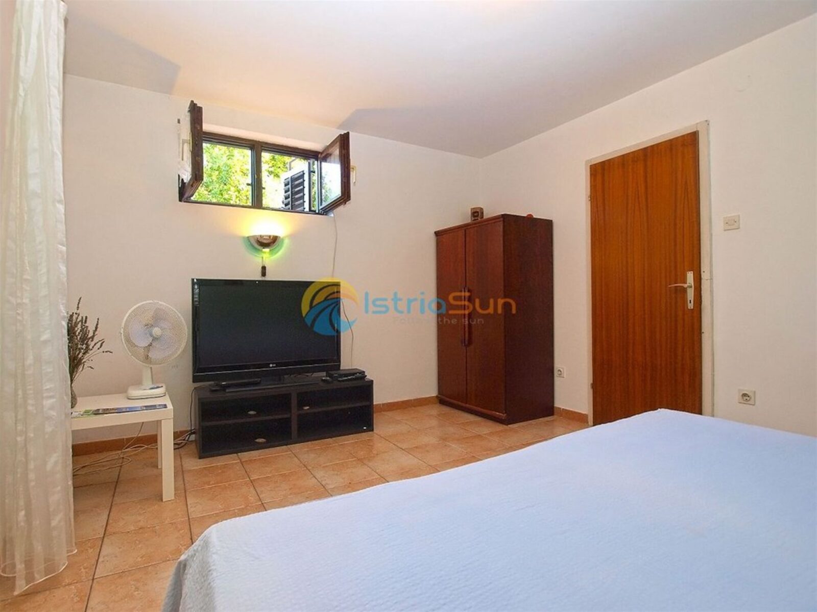 apartman banjole -10 km od pule,mirno mjesto,100 metara od mora - slika 9