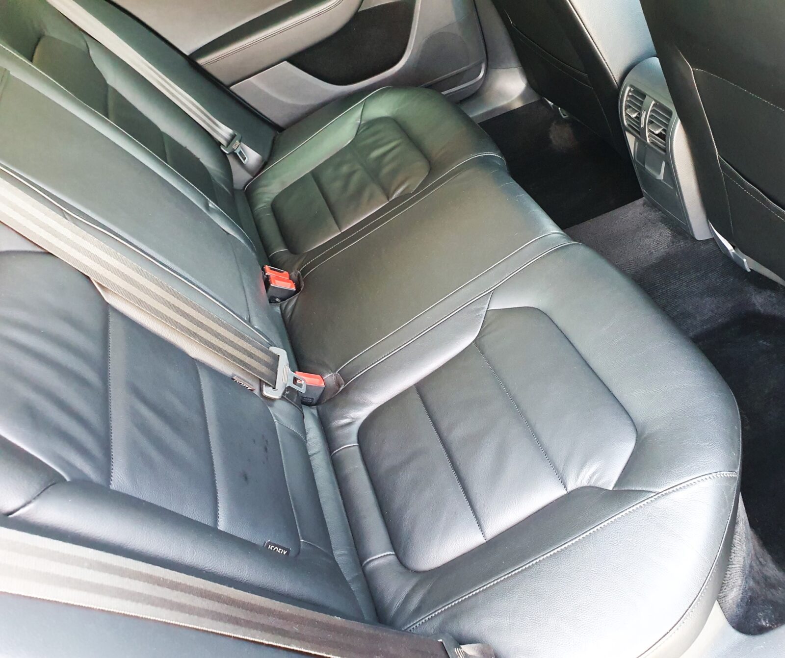 vw passat 1,6 tdi bmt**servisna**navi**šiber**tempomat**pdc**alu 16** - slika 12