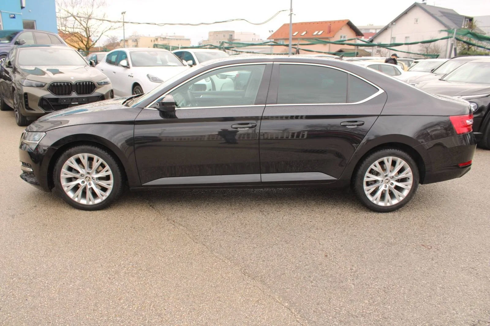škoda superb 2.0 tdi dsg business *led, navigacija, kamera* - slika 8