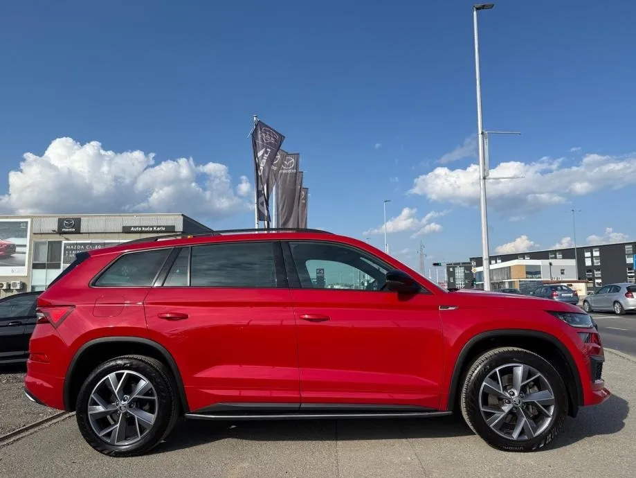škoda kodiaq 2,0 tdi dsg sportline 7 sjed°virtual°navi°kamera°leasing - slika 5