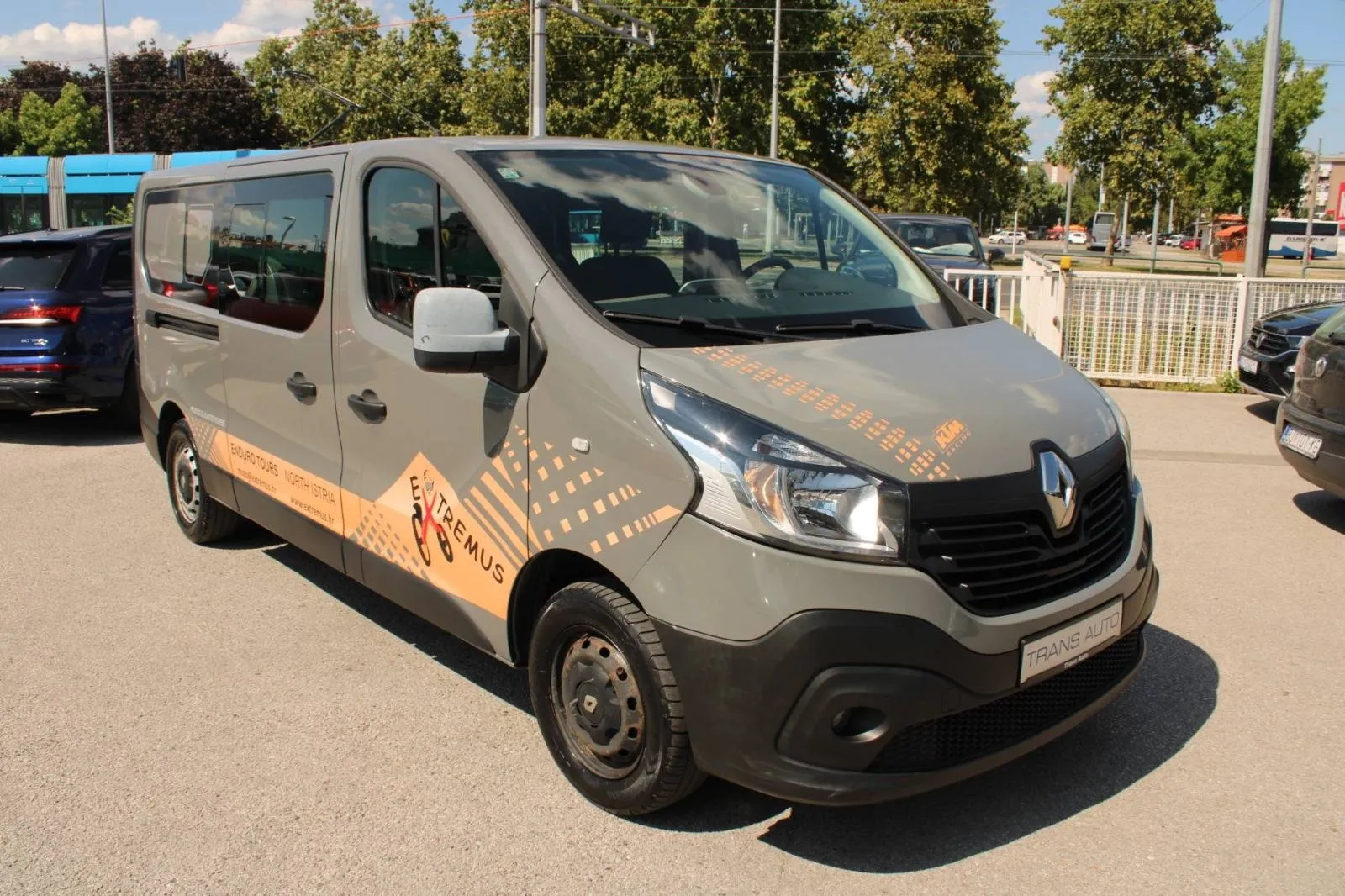 renault trafic 1.6 dci dupla kabina - 6 sjedala, 2016 god. - slika 2