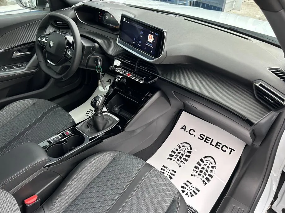 peugeot 2008 allure puretech 100 - isporuka odmah! - slika 8