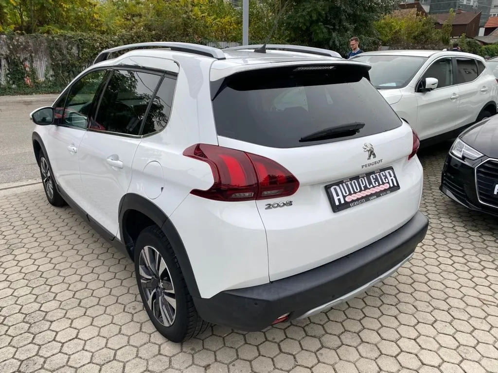 peugeot 2008 1,2 puretech, navi, tempomat, 4x garancija! - slika 6