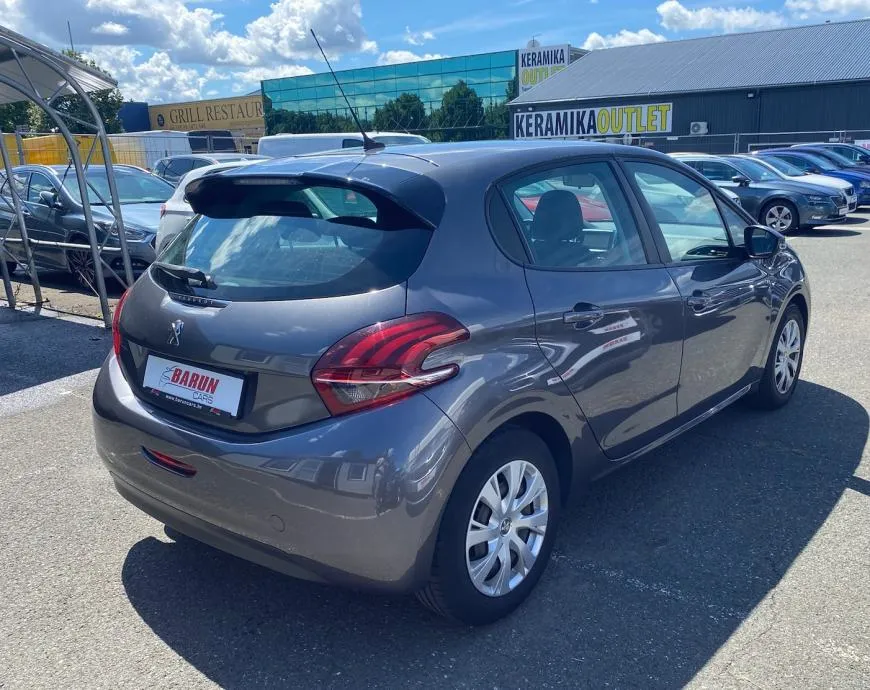 peugeot 208 1,2 pure tech,do 2 godine jamstva,u sustavu pdv-a. - slika 5