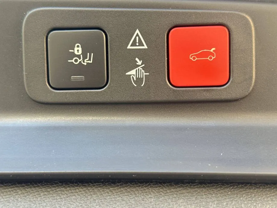 peugeot 5008 1,2 puretech *allure* 7 sjedala * jamstvo 24 mjeseca! - slika 23