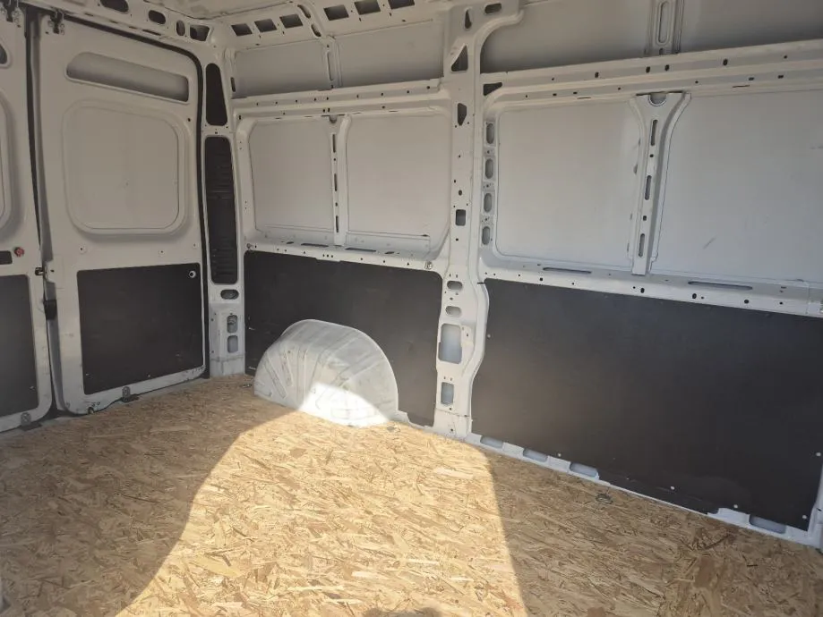 peugeot boxer 2.2 bhdi, odlično stanje, garancija na vozilo - slika 9