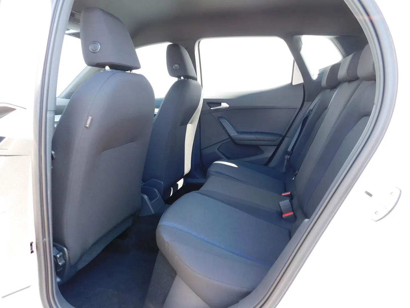 09152 seat arona 1.0 tsi fr - slika 11