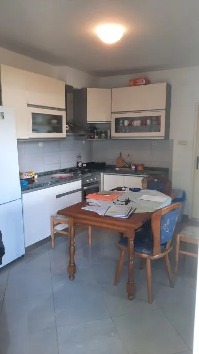 !!kuća s dvorištem,staro selo: murter, 105.00 m2 (prodaja) - slika 14