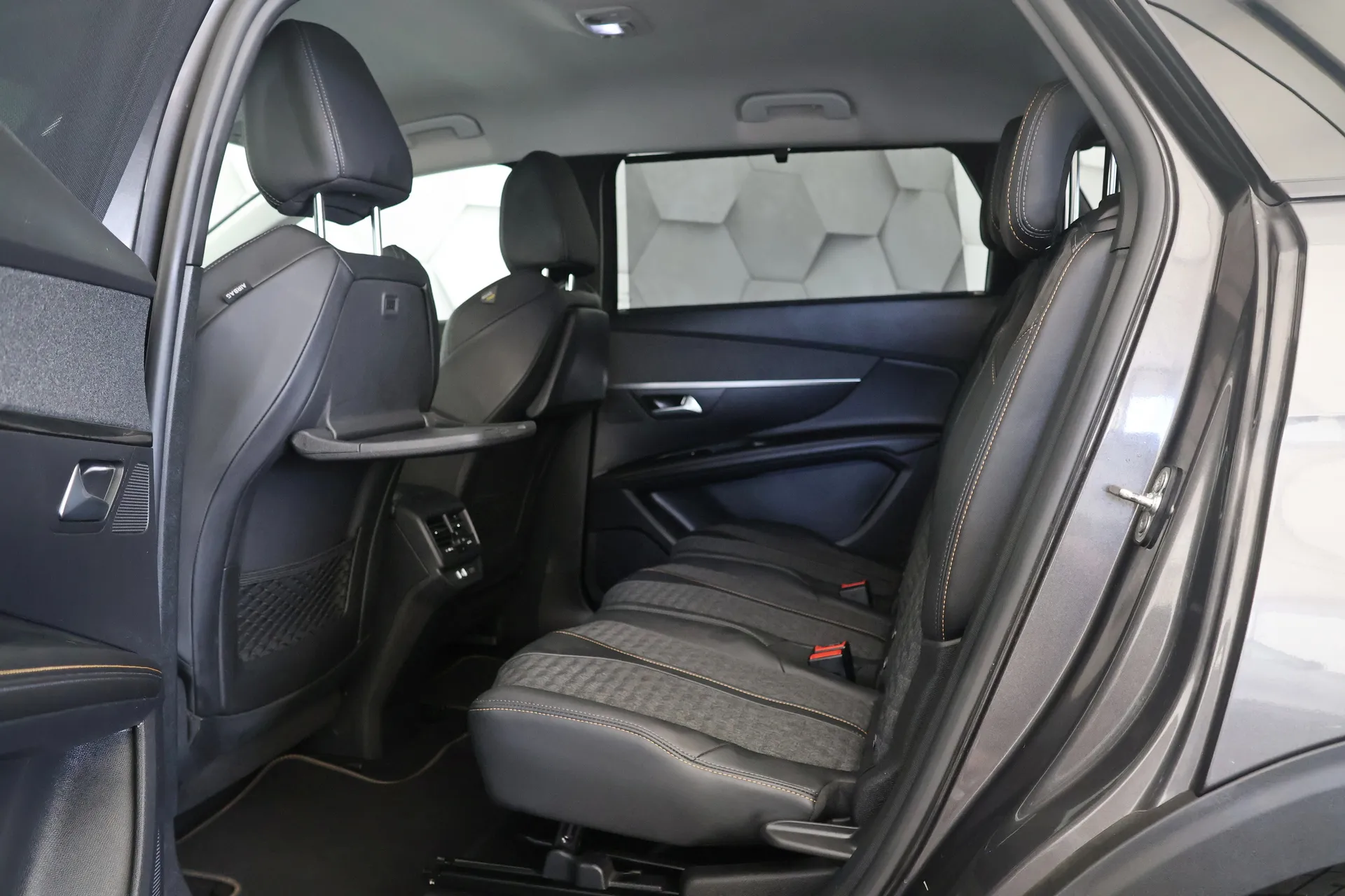 peugeot 5008 2.0 bluehdi allure pack road trip icockpit acc navi 7sjed - slika 10