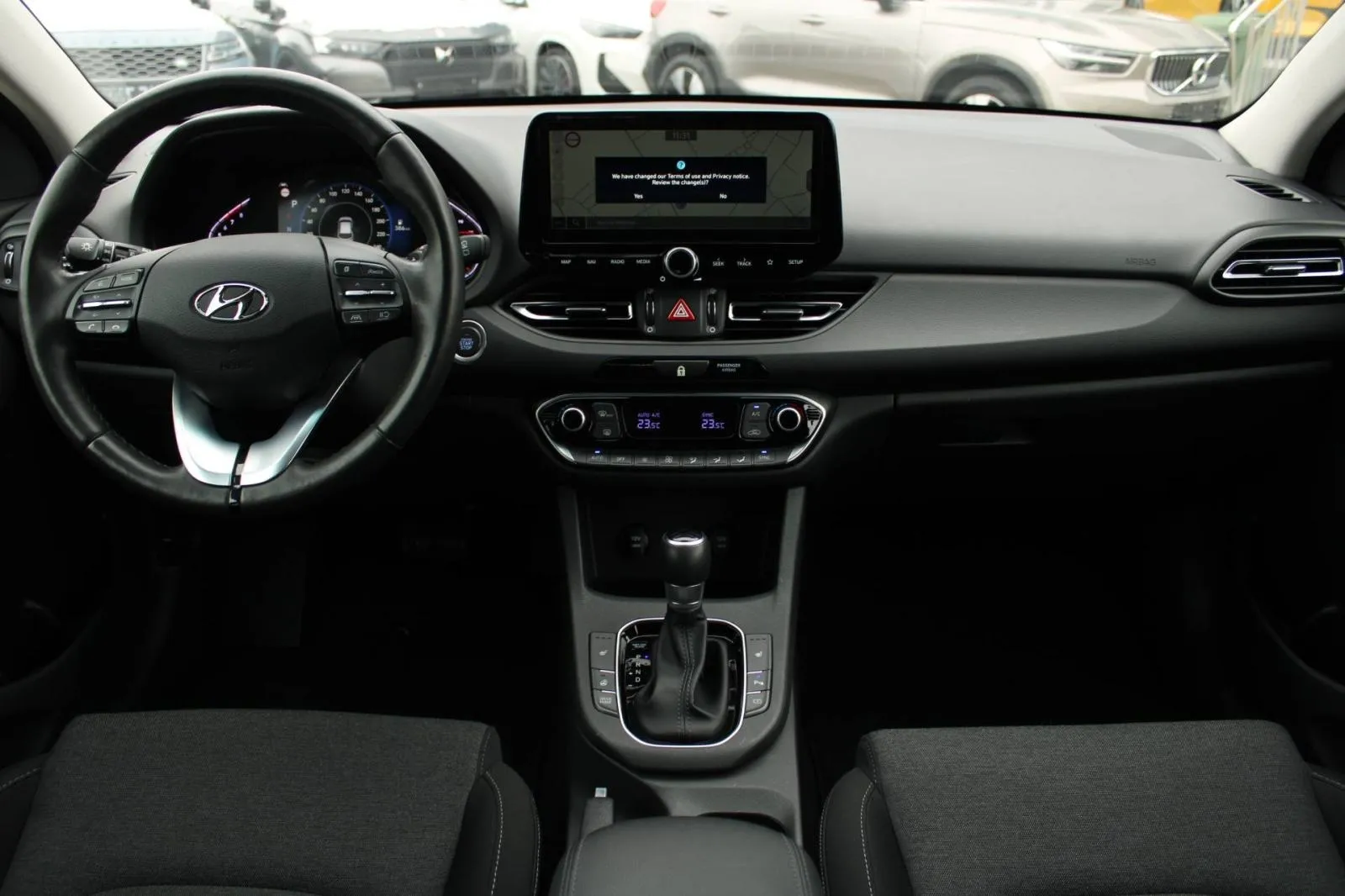 hyundai i30 1.0 t-gdi automatik *led, navigacija, kamera* - slika 16