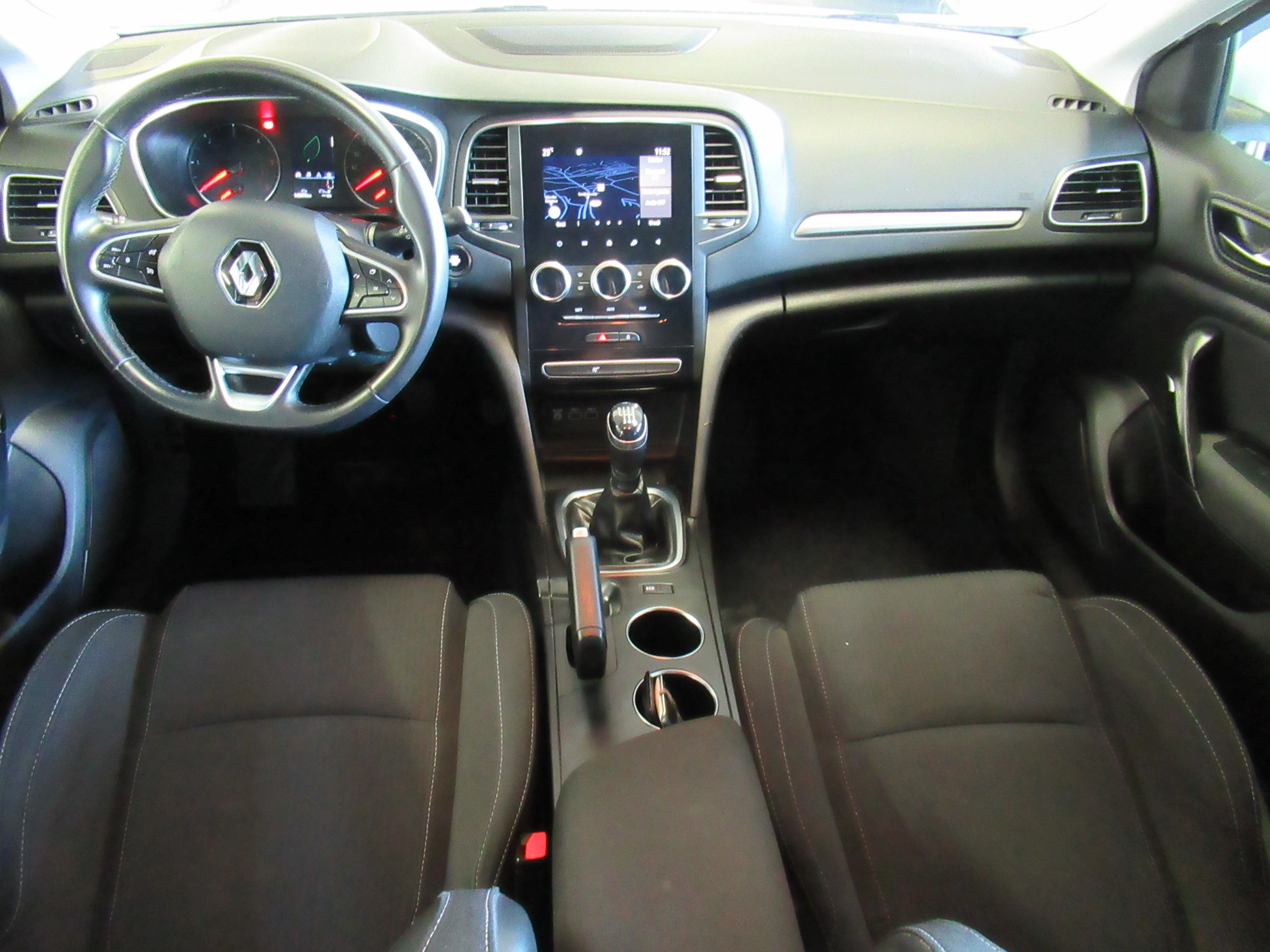 renault megane grandtour dci 115. full led. navi - slika 10