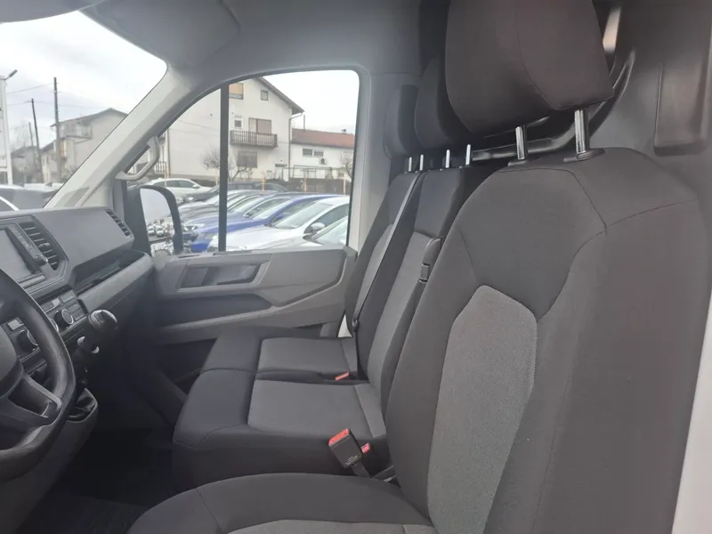 volkswagen crafter 2.0 tdi*140ks*klima*park.kamera* - slika 10