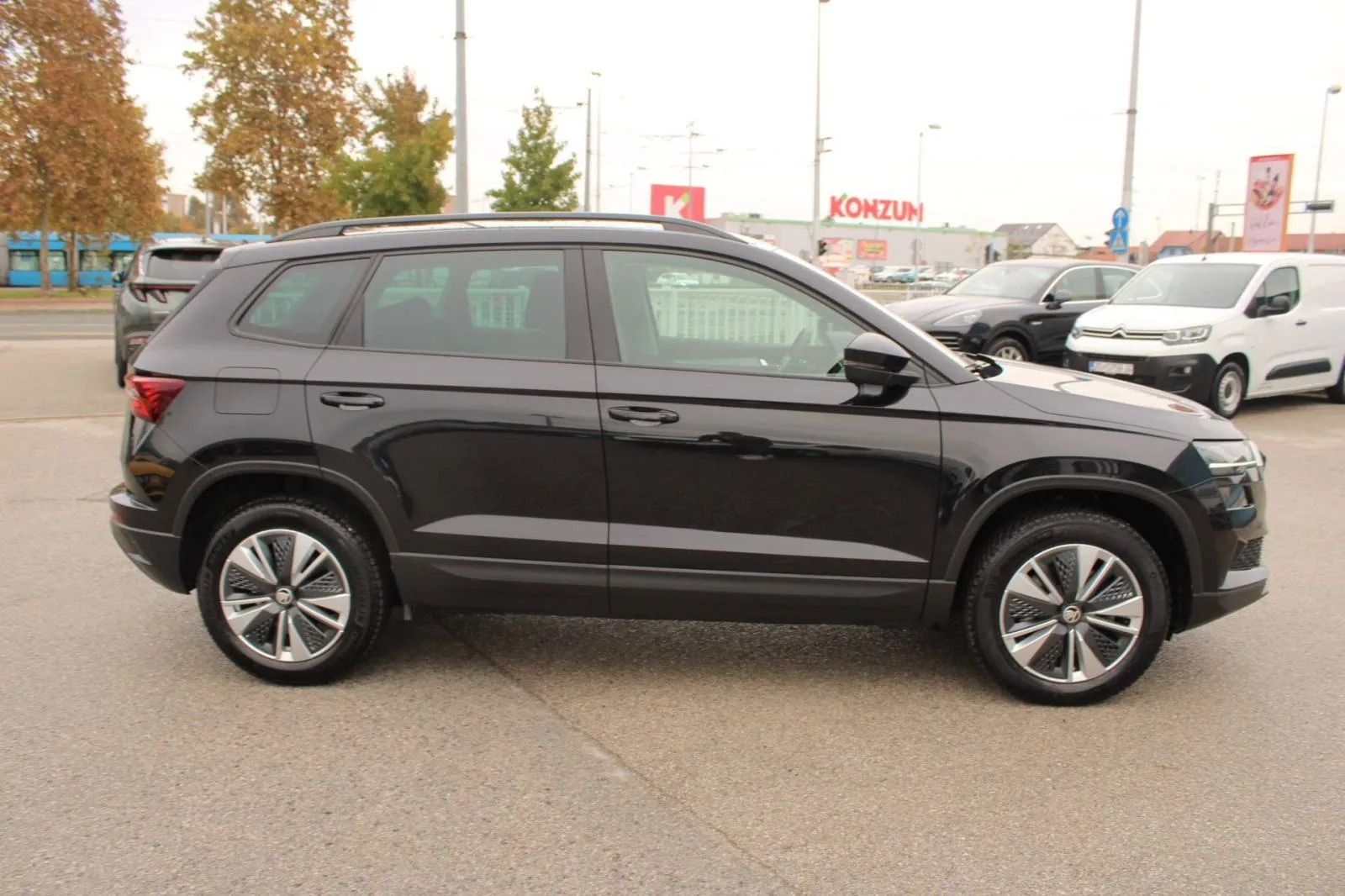 škoda karoq 2.0 tdi dsg *led, navigacija, kamera* - slika 4