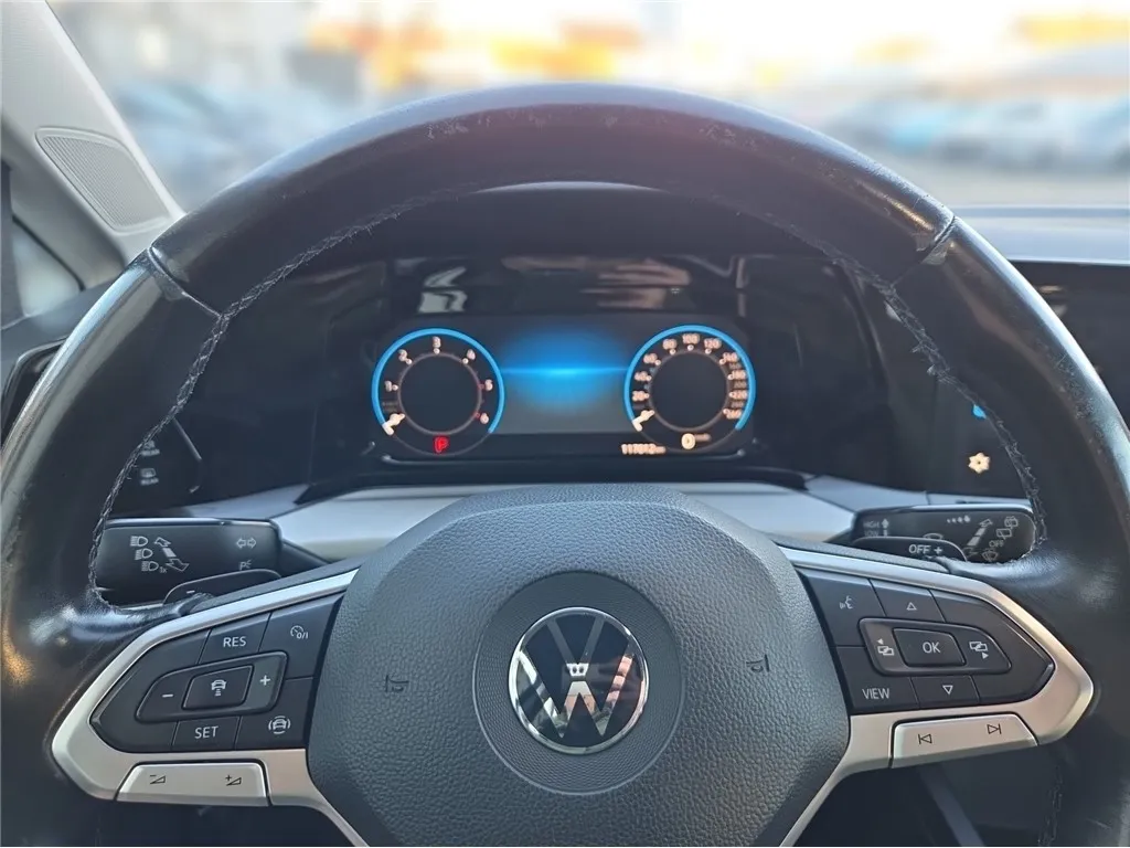 volkswagen golf 2.0 tdi dsg7 - slika 8