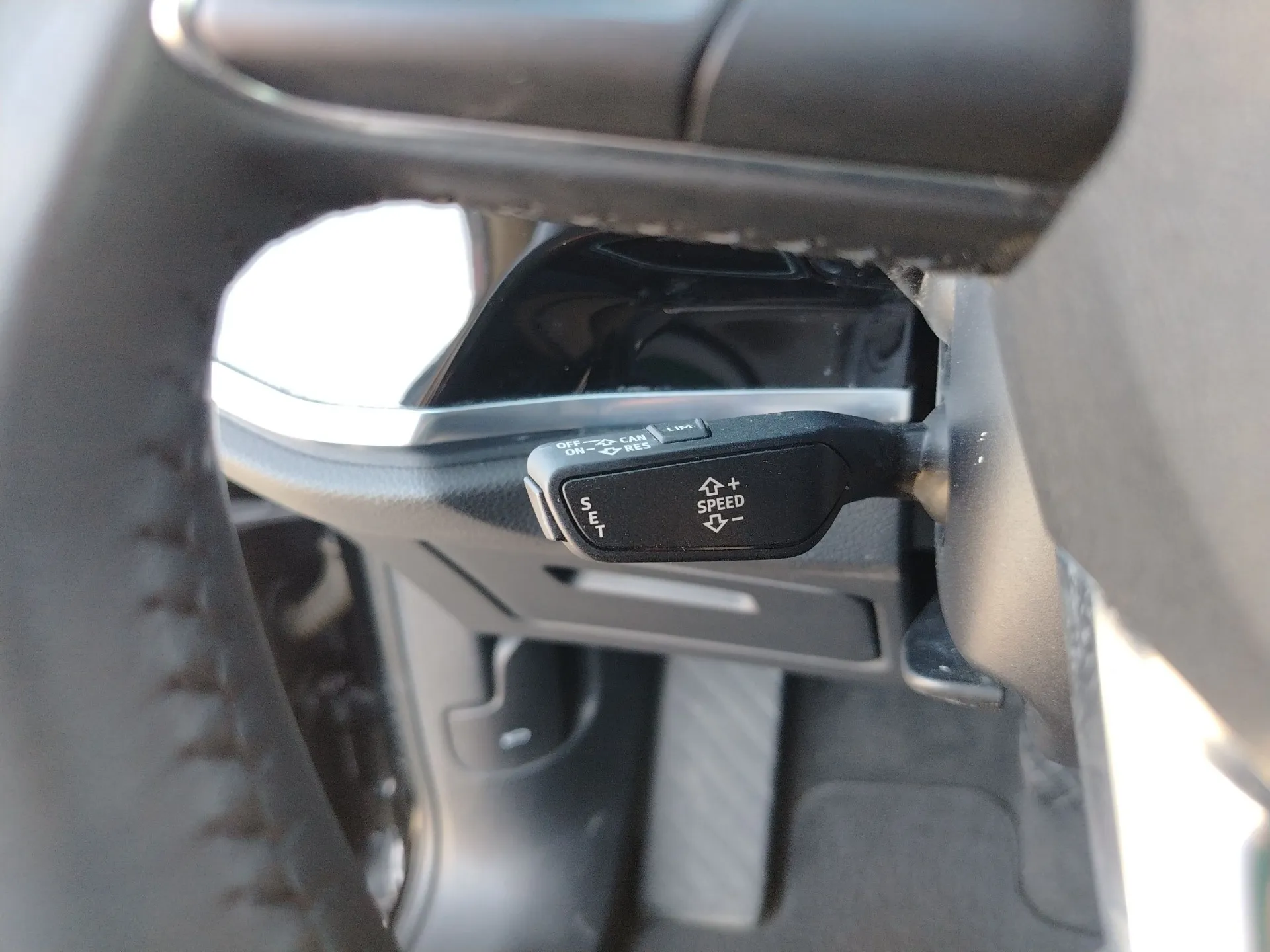 audi q3 35 tdi s tronic - slika 17