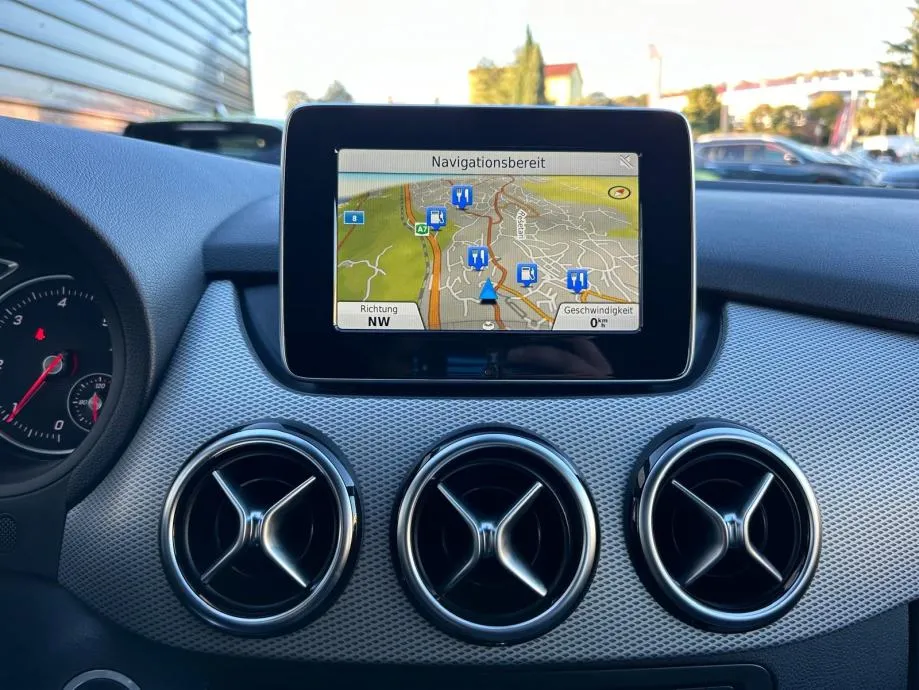 mercedes-benz b200cdi - 2015 - 120000km - servisna - garancija - reg1g - slika 16