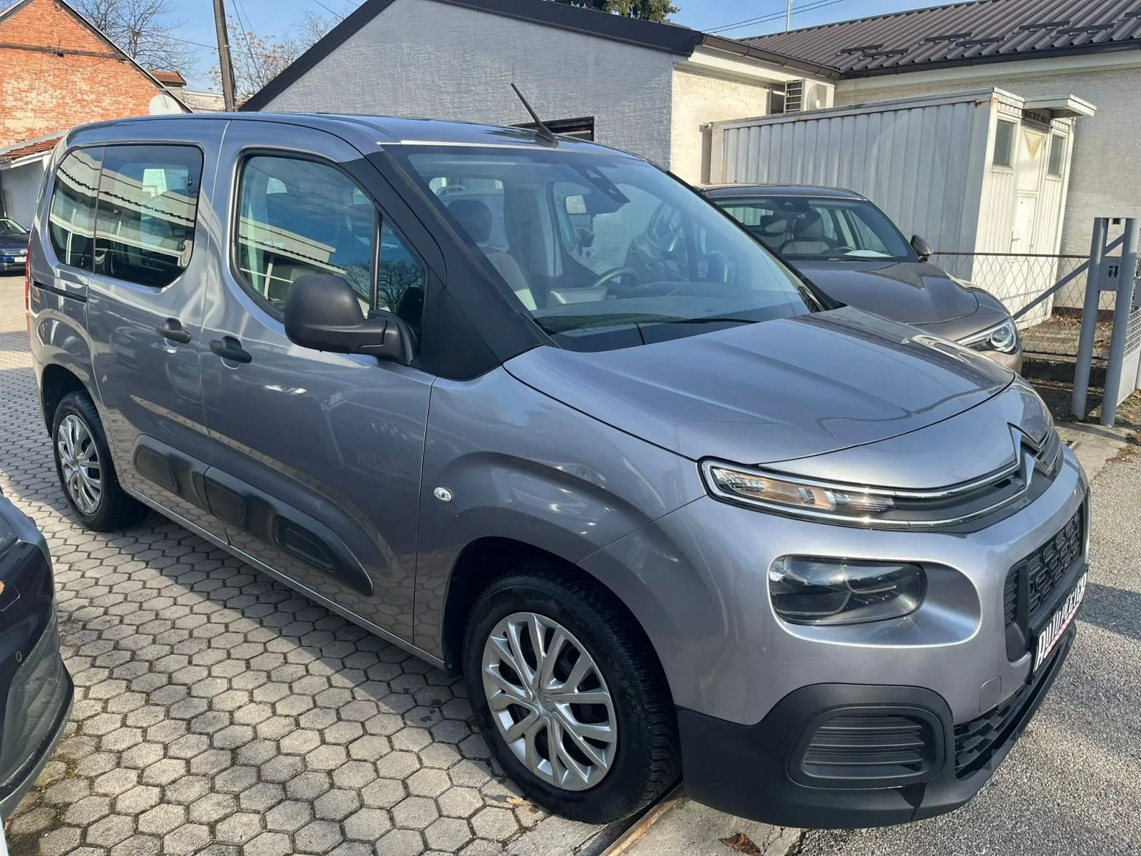 citroën berlingo 1,2 multispace s&s live m, mf ekran, 4x garancije! - slika 15