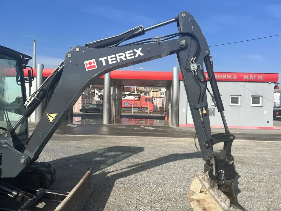 terex tc50 bager gusjeničar - slika 17
