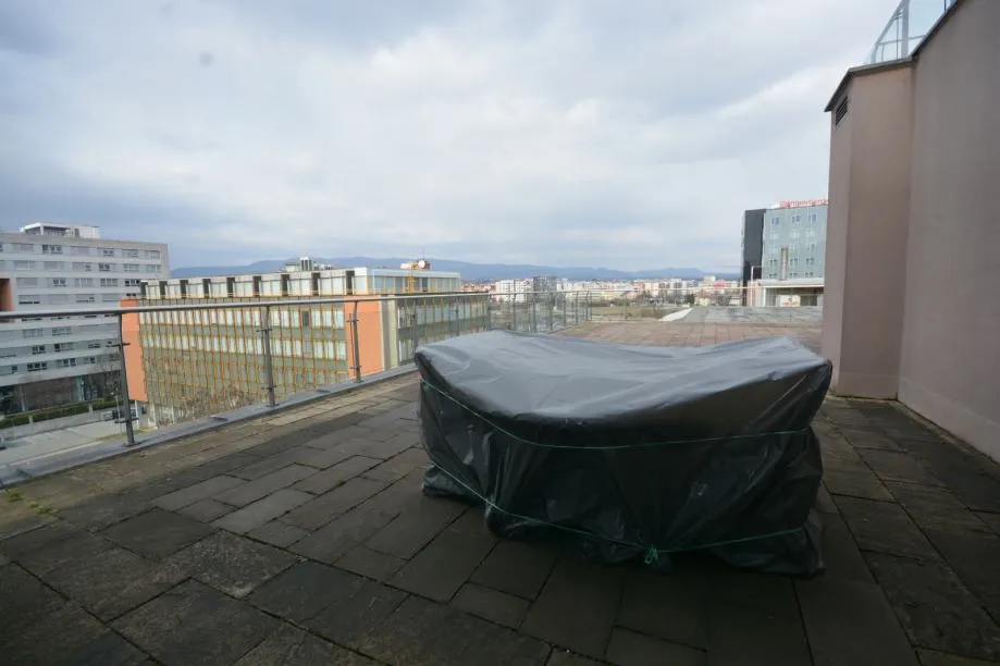 stan: zagreb, trnje, (kanal), 340.00 m2 - slika 18