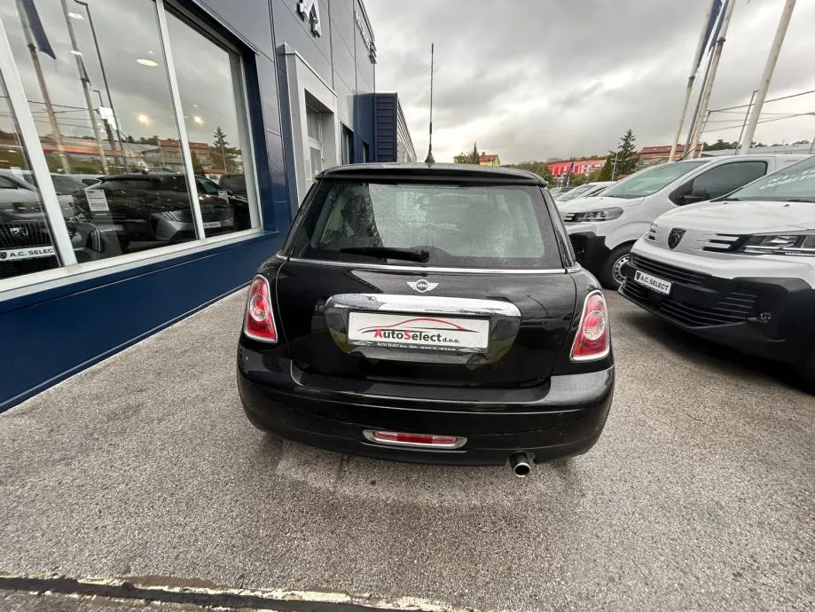 mini one 1.6 - 2013 - 120000km - servisna - garancija - reg.1.god. !! - slika 7