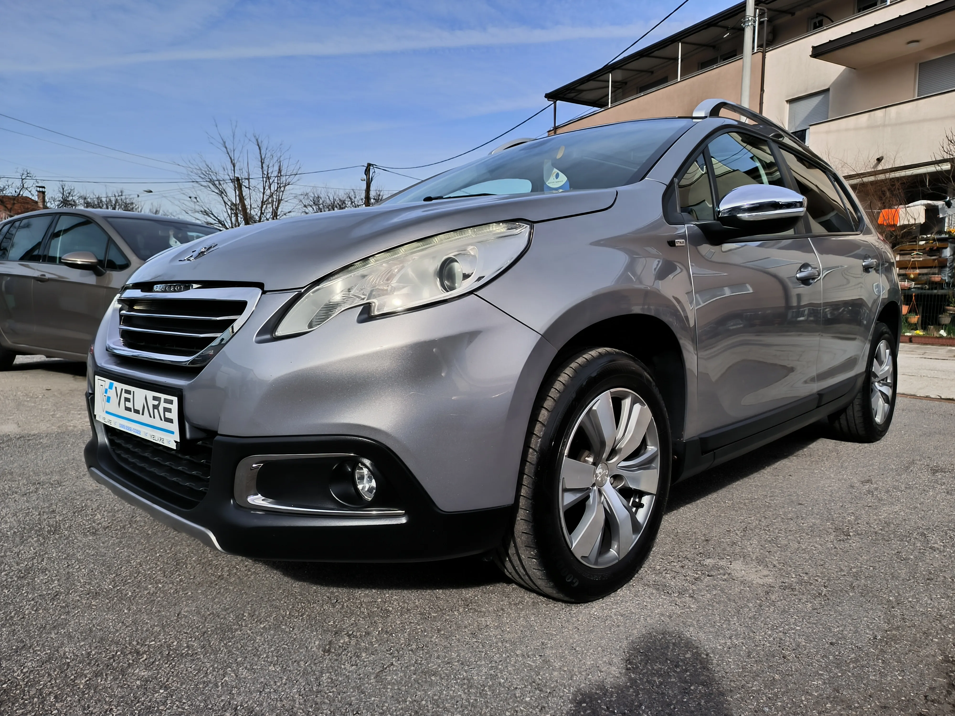 Peugeot 2008 1,6 e-HDi STYLE, V. SERVIS, SERVISNA, JAMSTVO, REG. 1 GOD - Zagreb