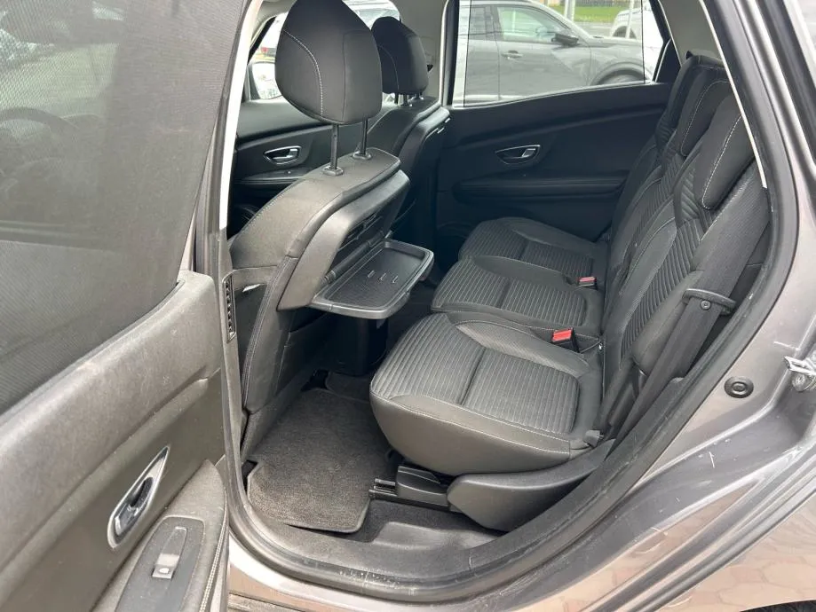 renault scenic 1.5 dci 2017.,servisna, navi, park senz, alu 20, led - slika 12