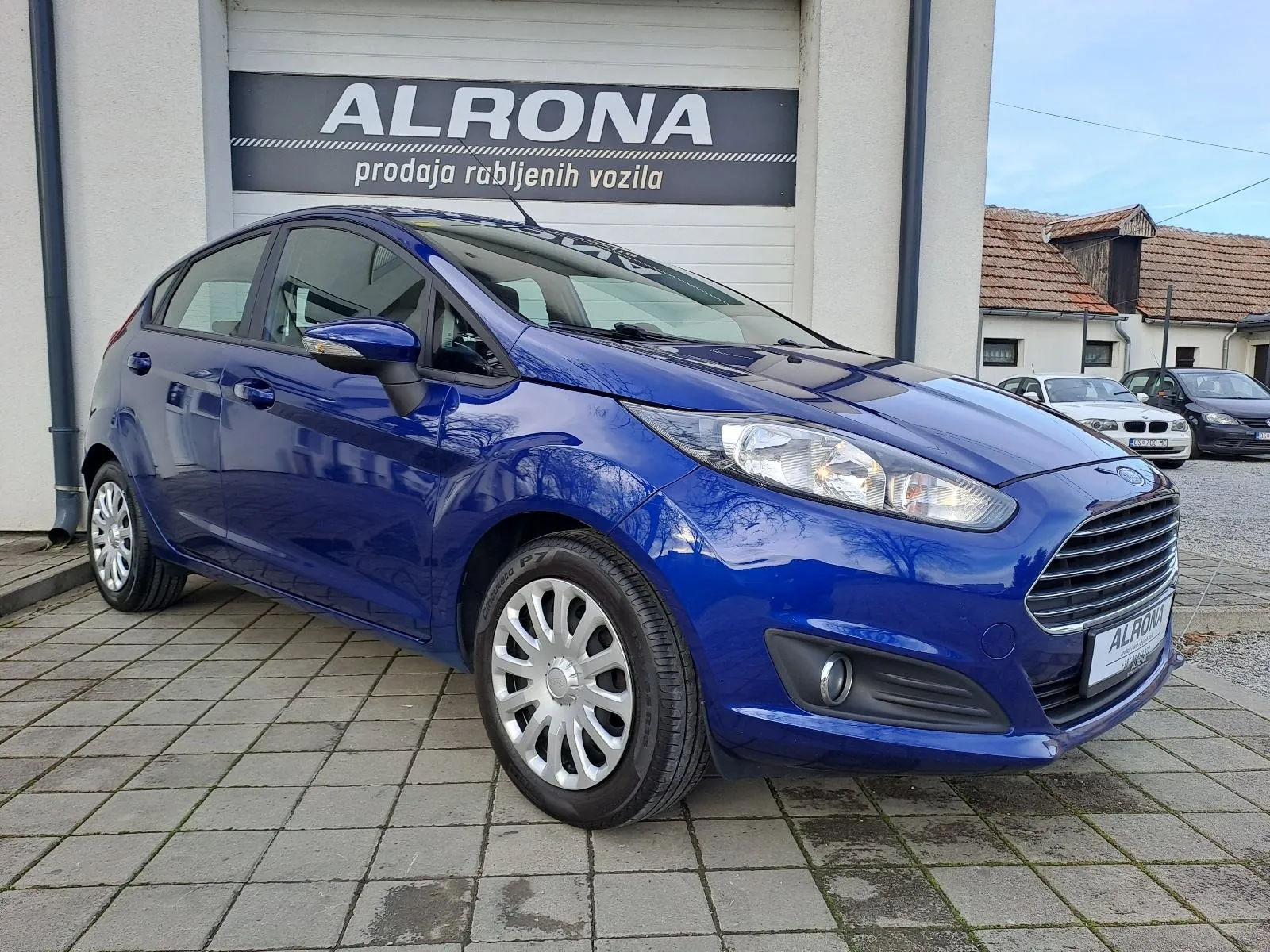 ford fiesta 1.5 tdci*jamstvo* navi,novi zupčasti+servis,zimski kotači - slika 3