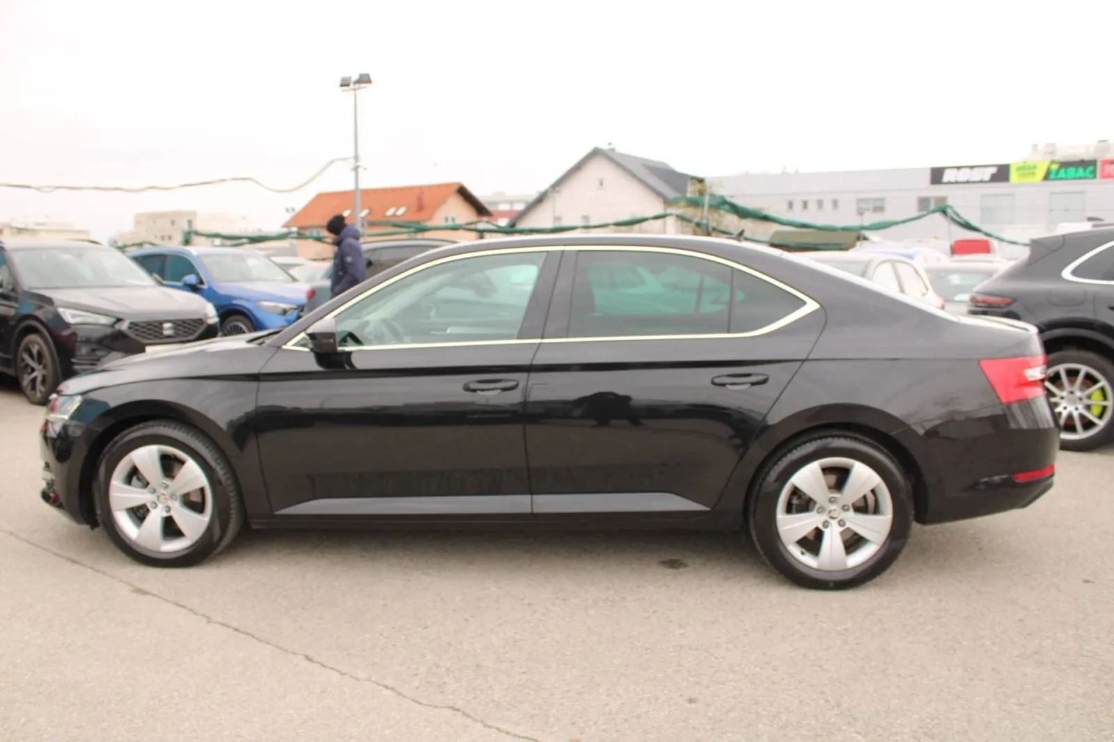 škoda superb 2.0 tdi dsg *led, navigacija, kamera* - slika 8