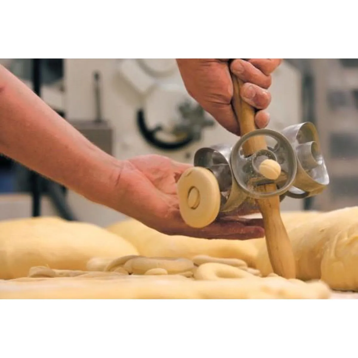 Donut Cutter Roller- revolucionarno kuhinjsko pomagalo za izradu - Zagreb