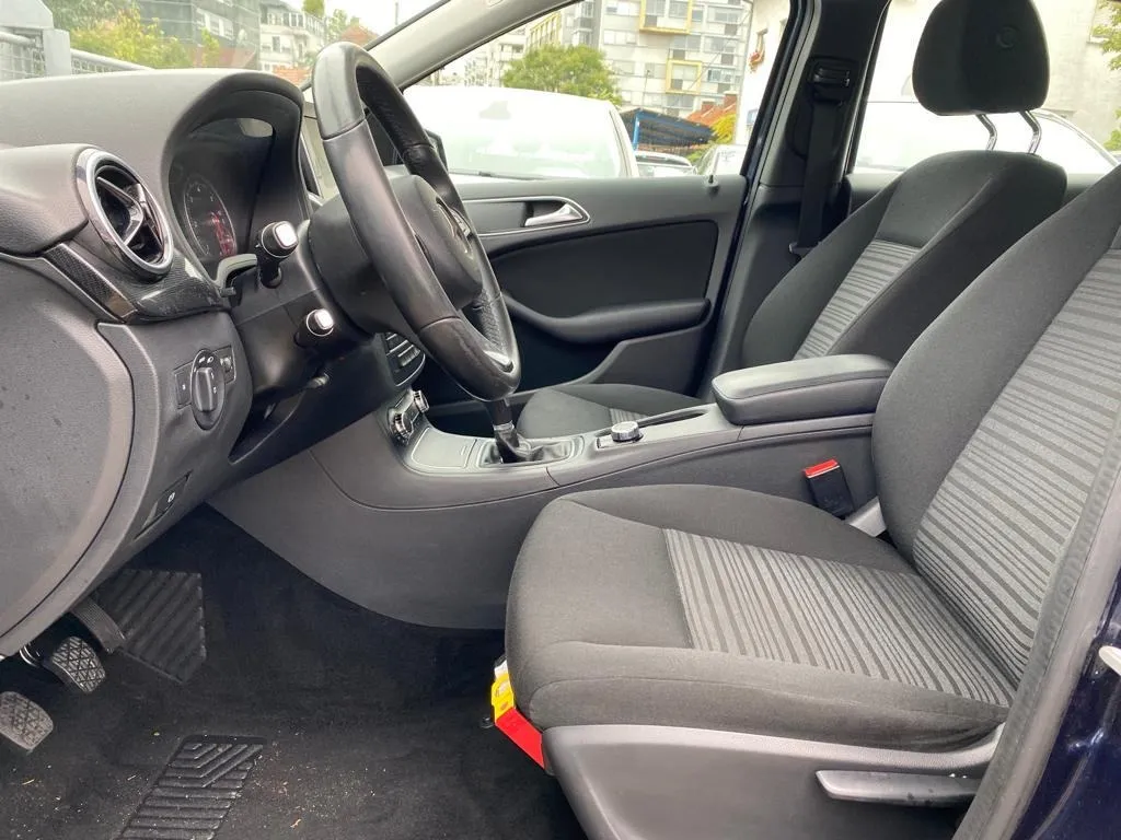 mercedes-benz b-klasa 180 d, navigacija, kamera, 4x garancija! - slika 19