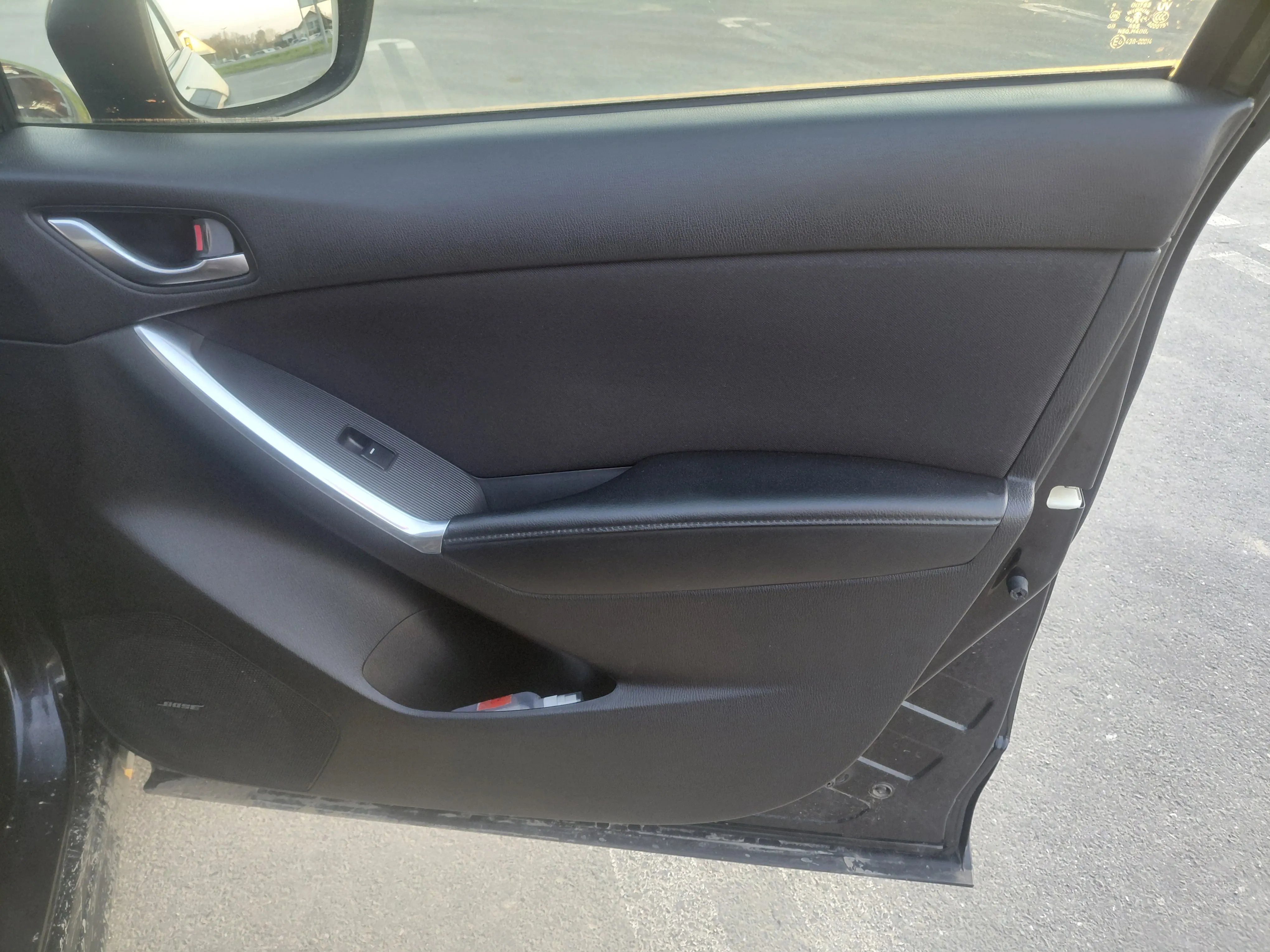 mazda cx5 2.2 /140 000km / registriran 04.05.2027. kuka, servis - slika 6
