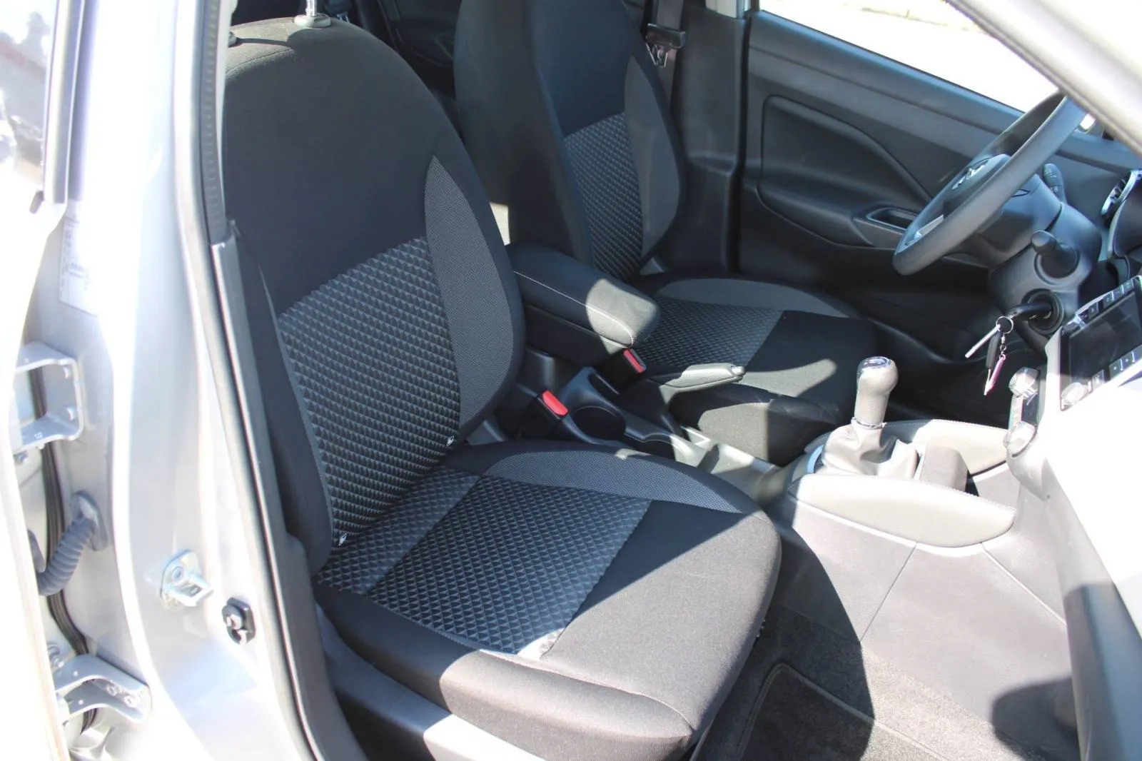 nissan micra 1.0 ig-t - slika 10