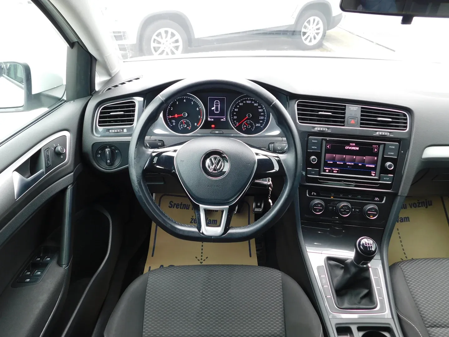 12540 volkswagen golf 1.0 tsi trendline hr - slika 10