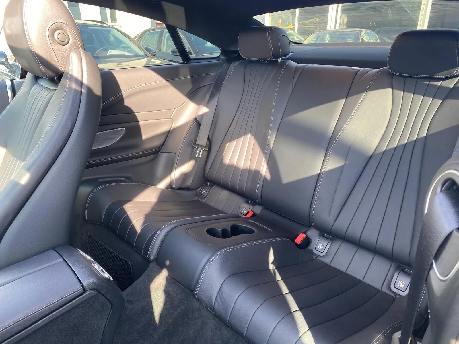 mercedes-benz e220d coupe amg-line 4matic, panorama, 4xgarancija - slika 19