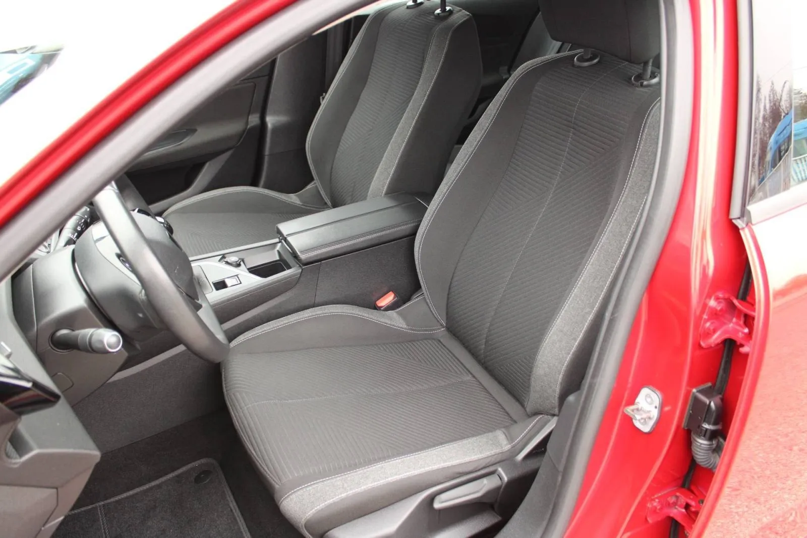 peugeot 308 1.2 puretech active - slika 22