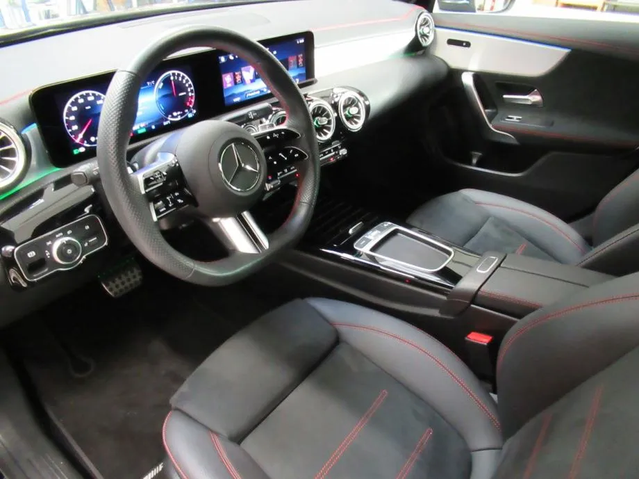 mercedes-benz cla 250 e amg line - slika 8