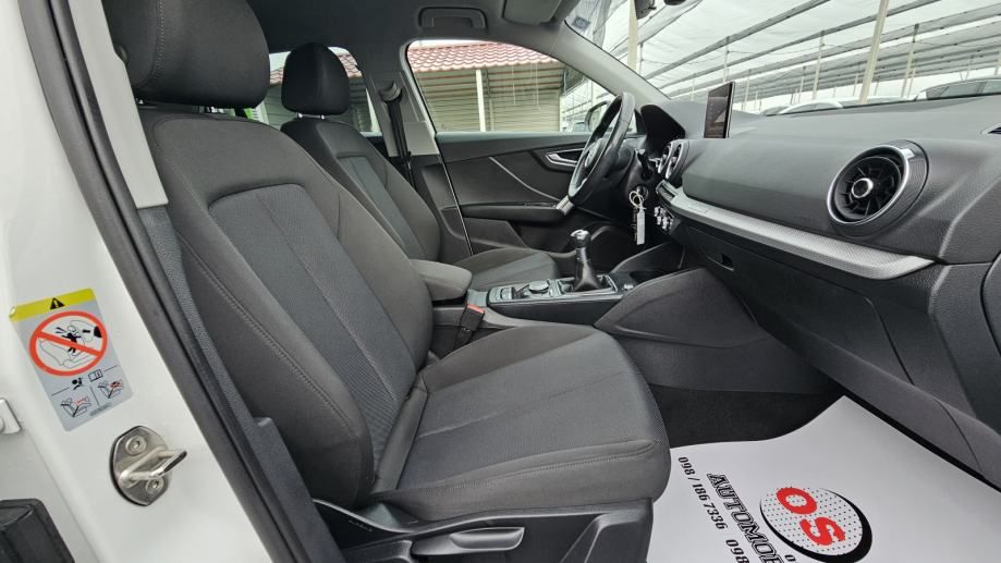 audi q2 1,0 tfsi,climtronic,tempomat,pdc,alu,43000km,hr auto,reg.9/25 - slika 12