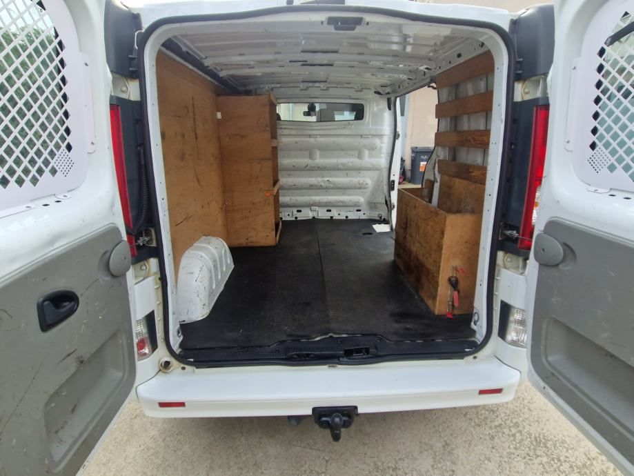 opel vivaro 2. cdti tempomat klima navi kuka pocinčan kartice 36 mj - slika 7