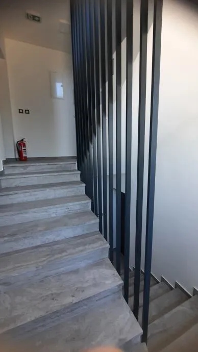 !!stan s pogledom na more: murter, 63.00 m2, novogradnja (prodaja) - slika 12