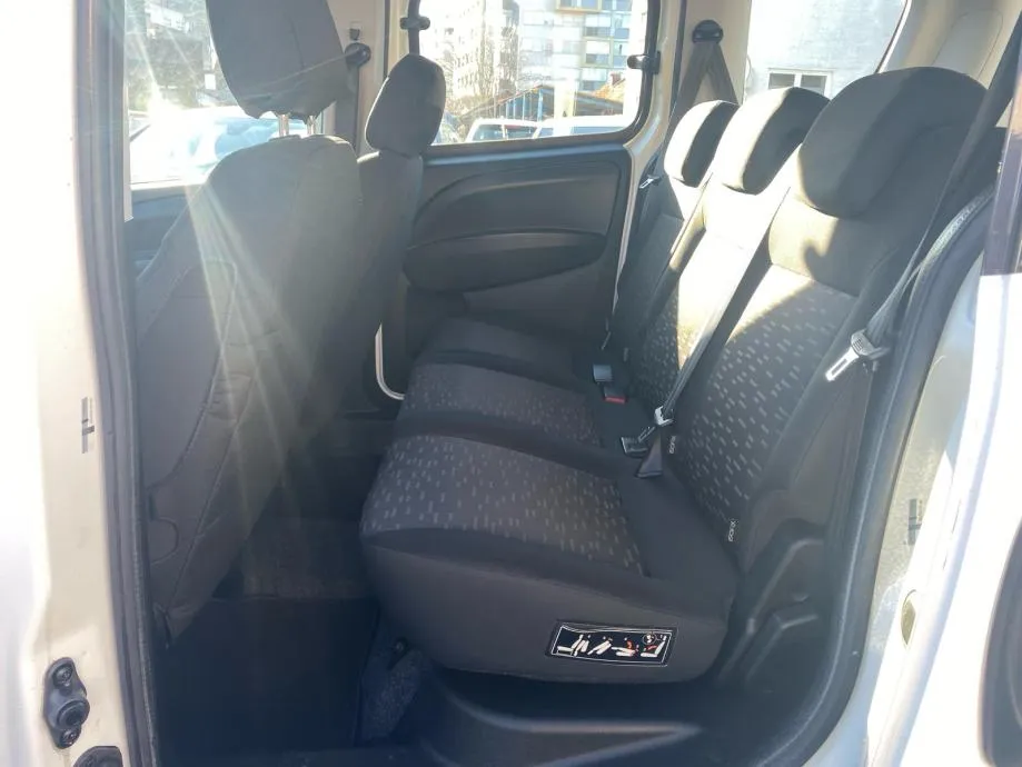 opel combo 1.3 cdti, klima, park. senzori, 4x garancija! (n1), 2016g. - slika 11