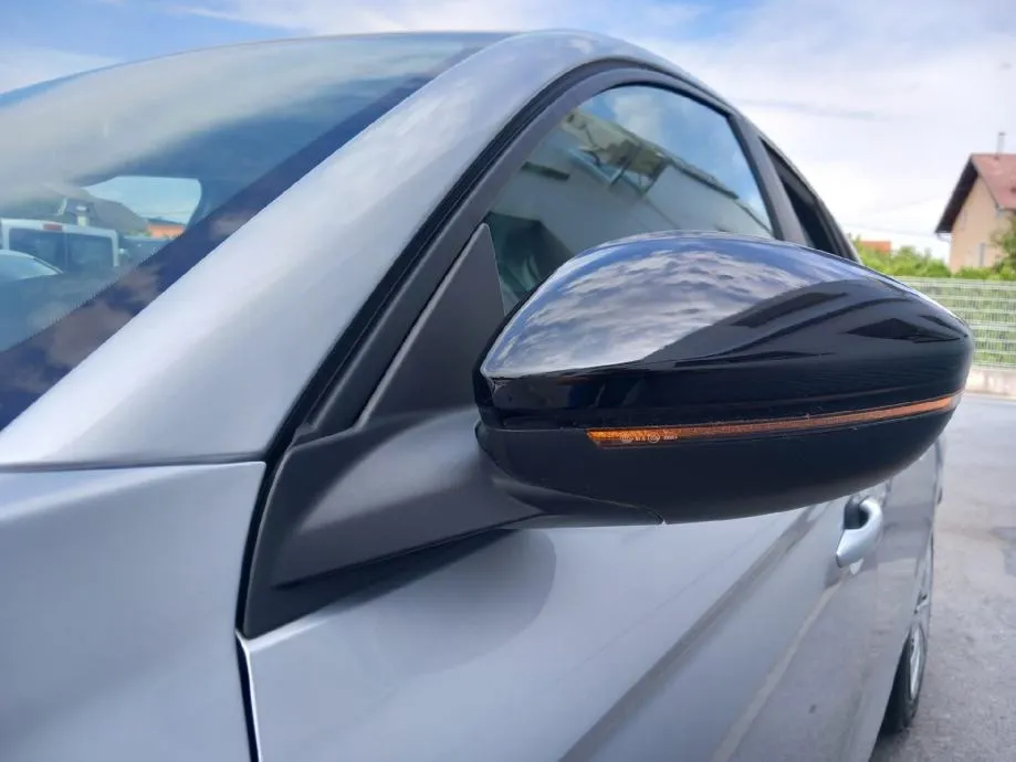 opel corsa 1,2 odlična prilika / vozil0 sa tvorničkim jamstvom - slika 10