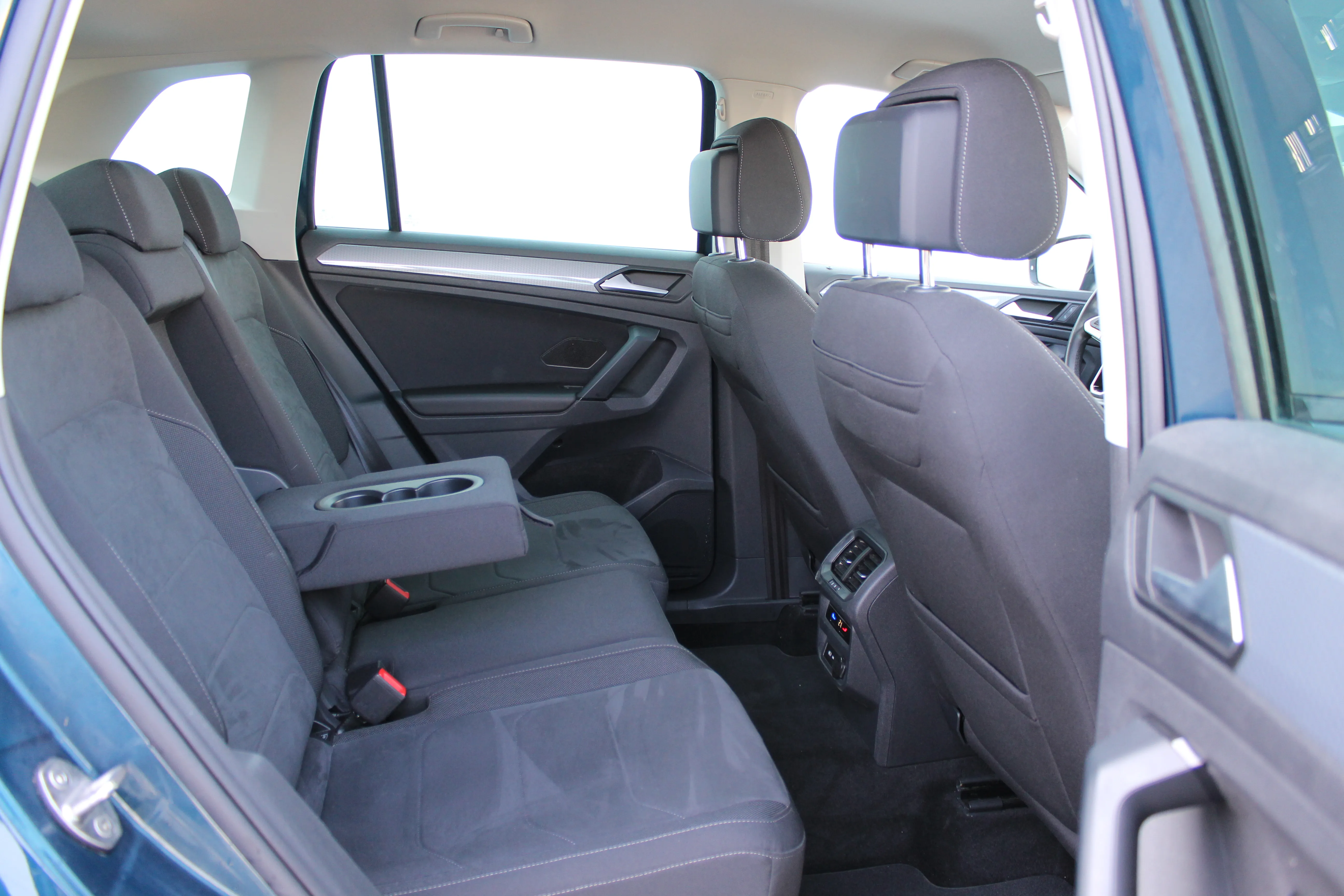 13110 volkswagen tiguan 2.0 tdi dsg life - slika 13