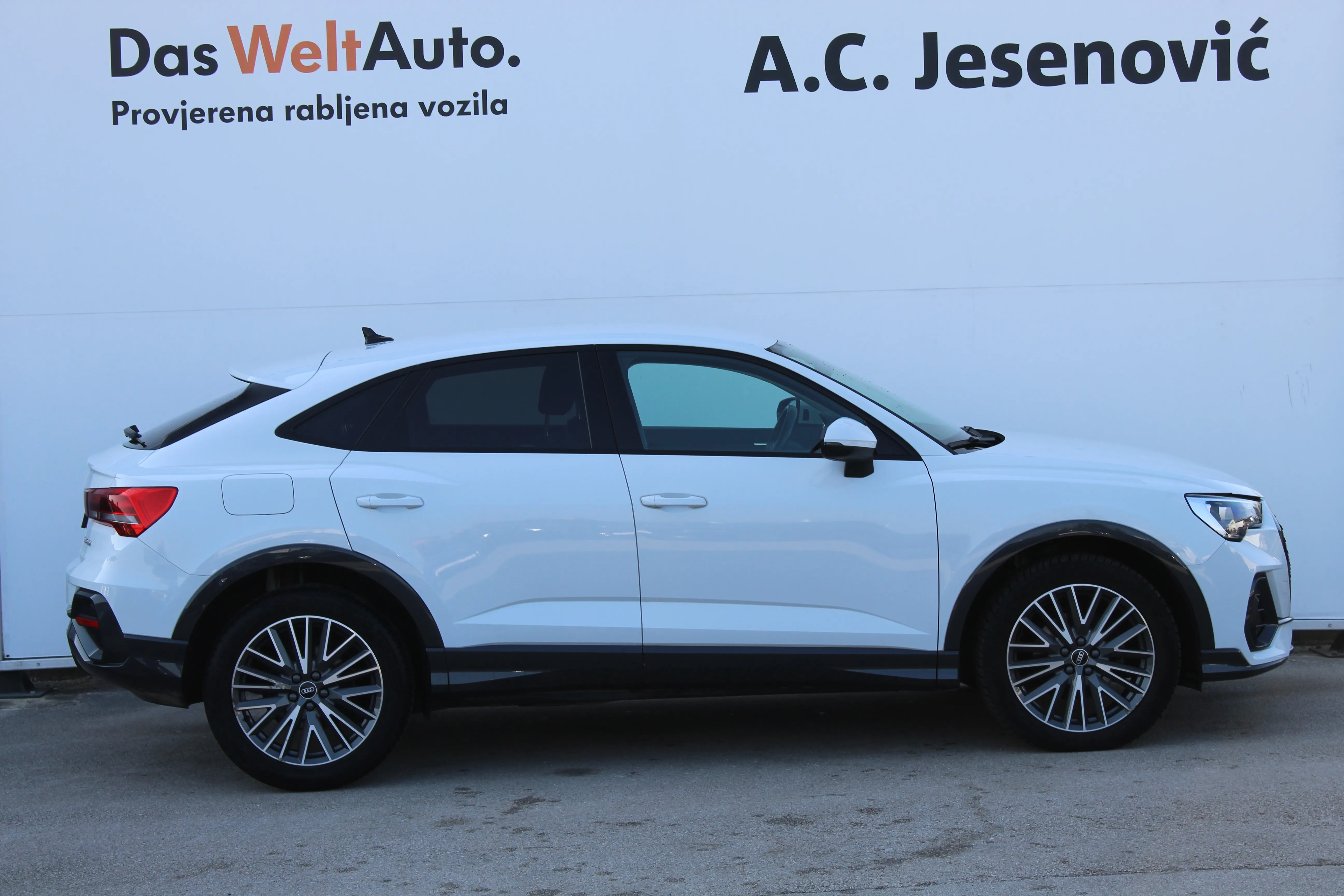 13103 audi q3 sb 35tdi s tronic - slika 4