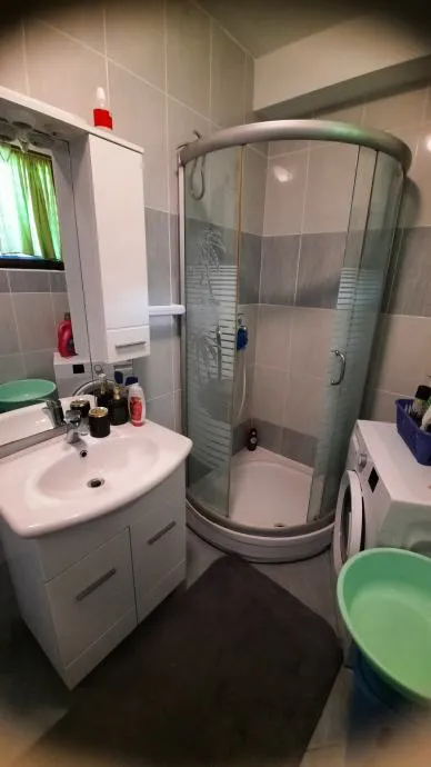 !!kuća s dvorištem,staro selo: murter, 105.00 m2 (prodaja) - slika 11