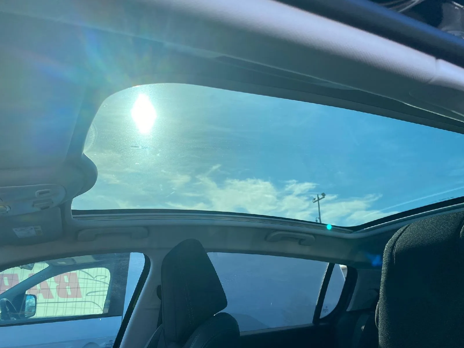 peugeot 308 1,5 bluehdi ,do 2 godine jamstva,u sustavu pdv-a. - slika 17