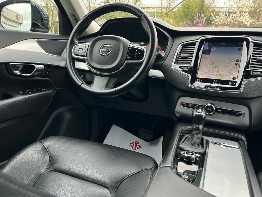 volvo xc90 2.0 d5 awd 2017.,automatik, 4x4, kamera, veliki servis - slika 10