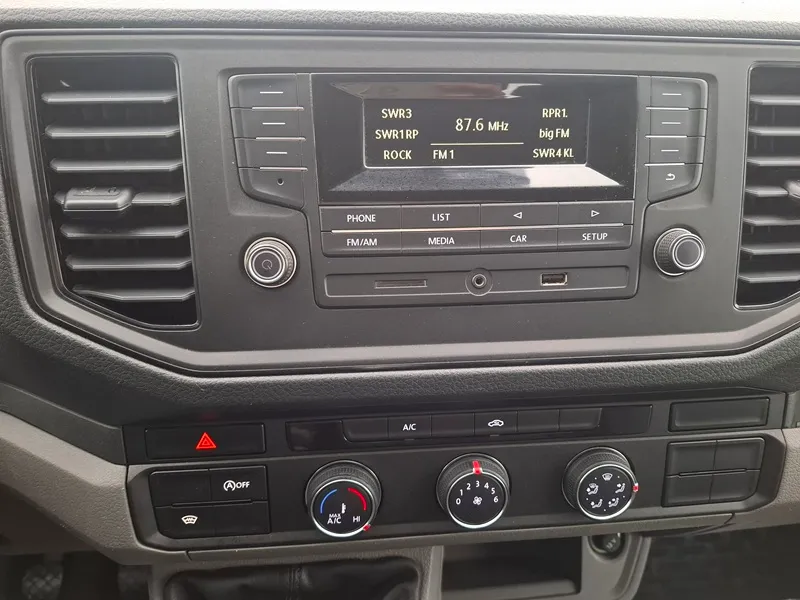 volkswagen crafter 2.0 tdi*140ks*dupla kabina*klima*kuka za vuču* - slika 13