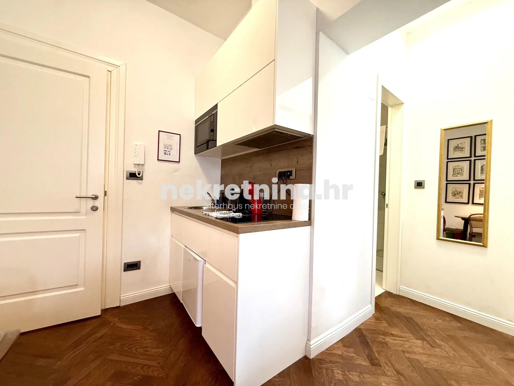 prodaja - 2 stana: zagreb, frankopanska (centar), 75.00 m2 - slika 17